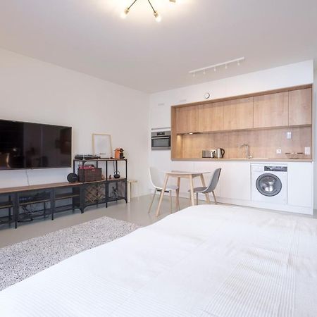 Апартаменты Mini Loft With Terrace Брюссель Экстерьер фото